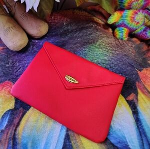 Elegant Red Ipsy Bag And Pearl Heart Shaped Dangly Earrings For Vday ❣️